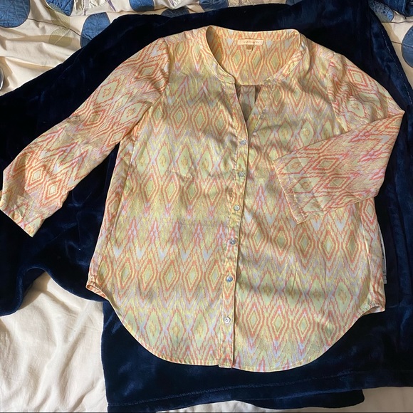 Altar’d State Blouse - Picture 1 of 4